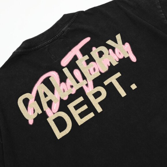 Gallery DGept. High-quality short-sleeved T-shirt with gold-stamping print - Picture 6 of 7